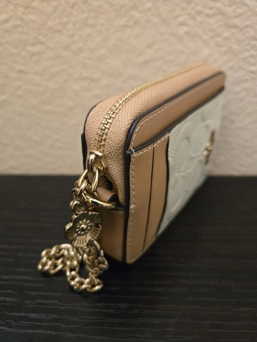 Coach Zip Card Case In Signature Leather